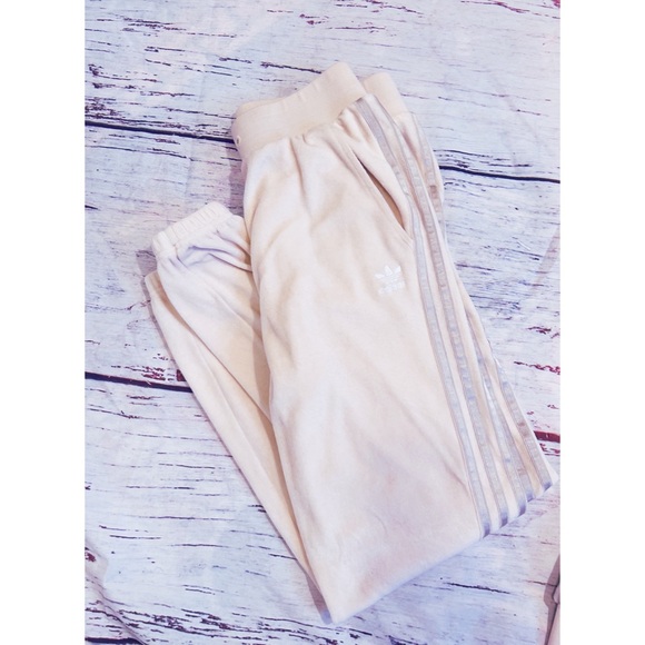 Adidas / ASOS velour track suit - Picture 2 of 5